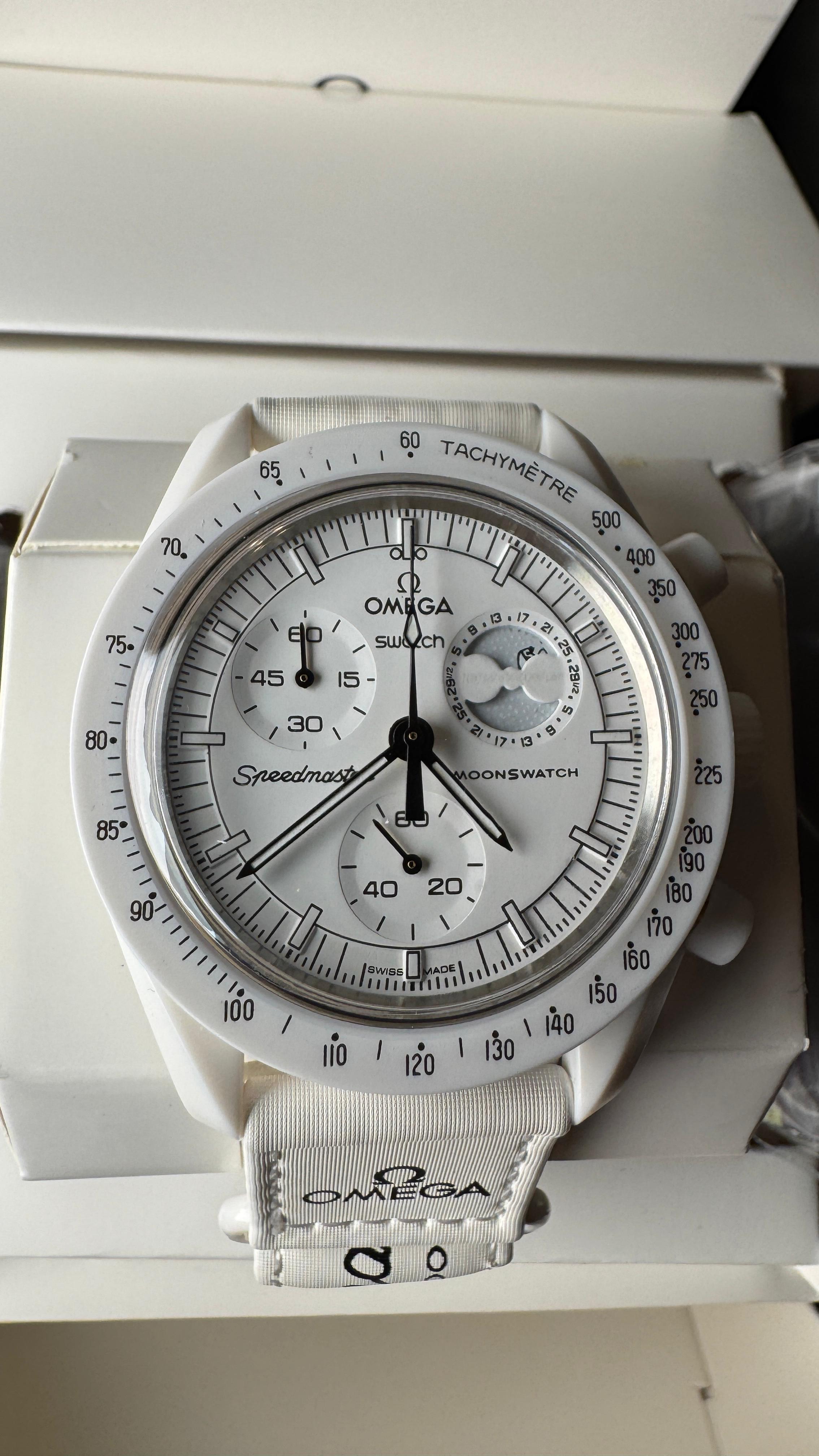 Omega x Swatch Moonswatch Mission To The Moonphase Chronograph White Snoopy