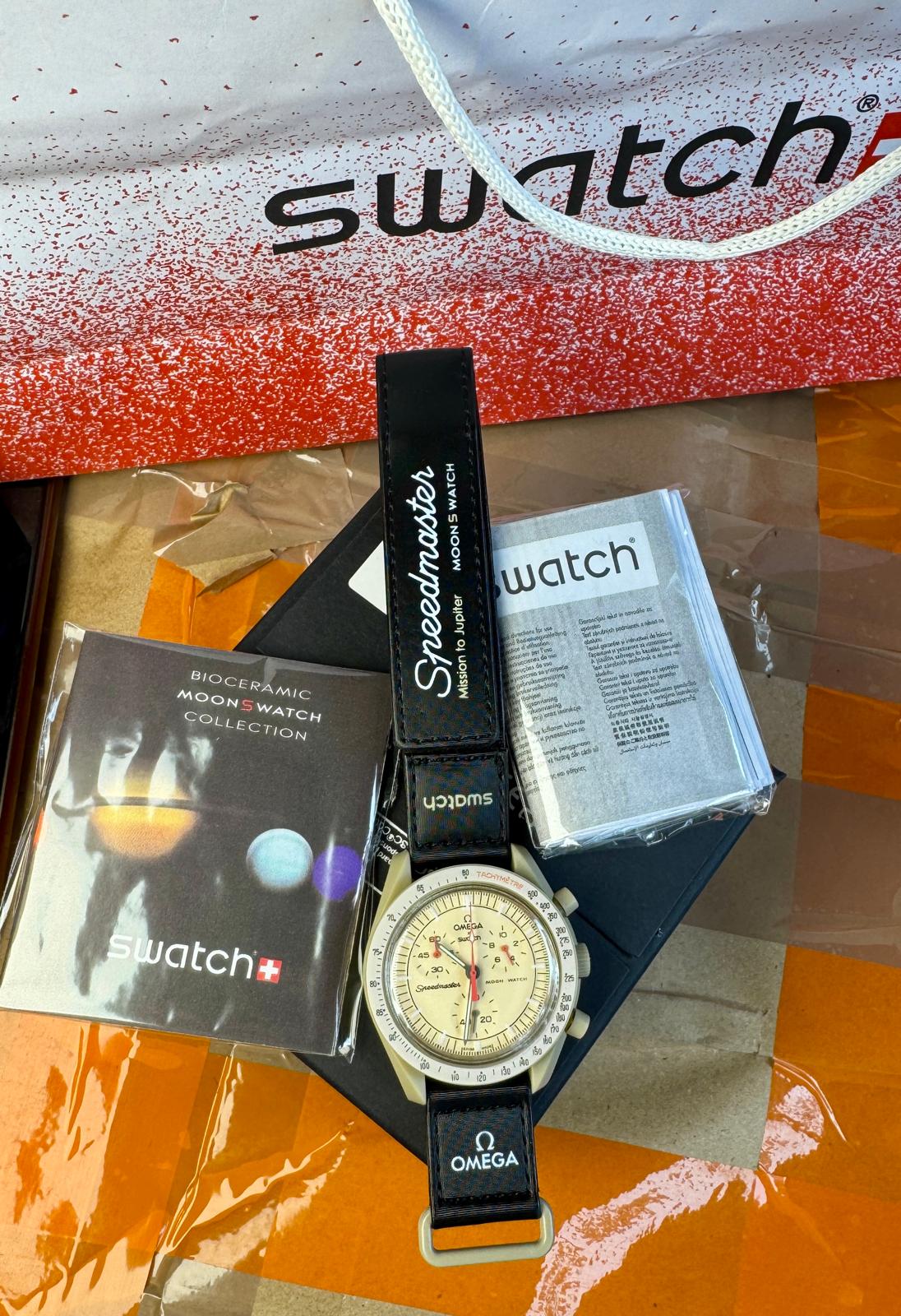 Swatch x Omega MoonSwatch Mission to Jupiter - SO33C100