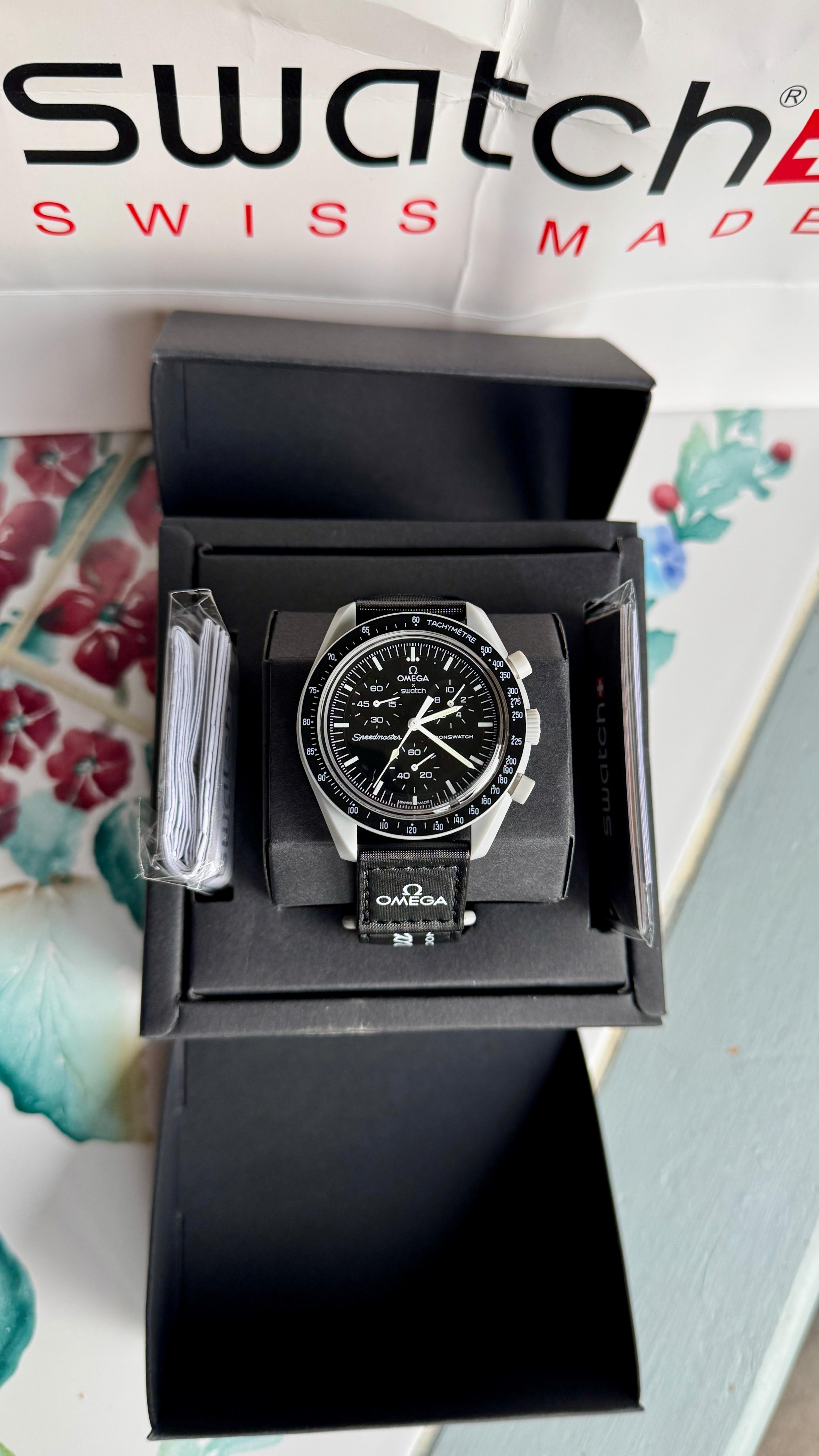 OMEGA x Swatch Mission to the Moon