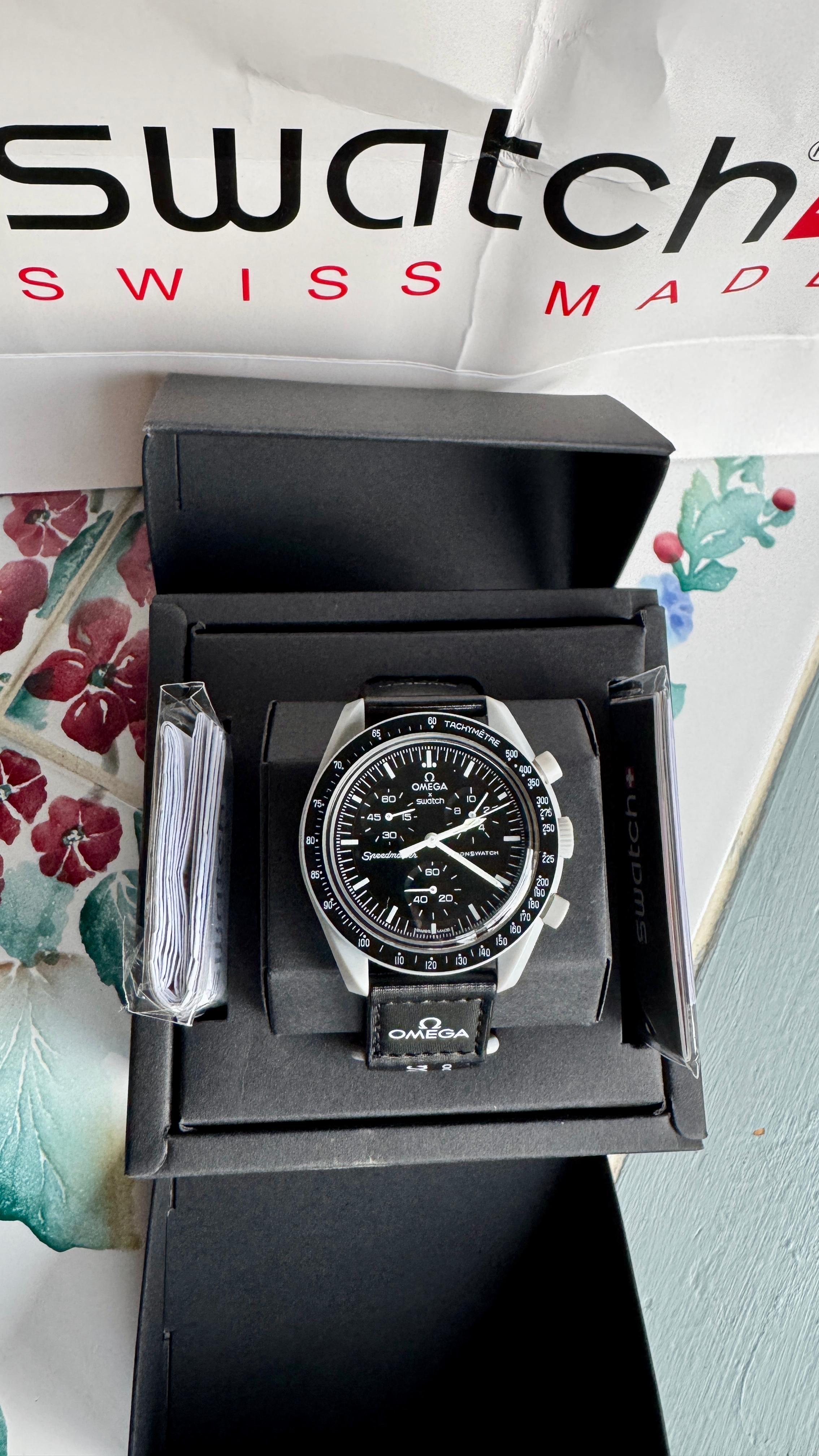OMEGA x Swatch Mission to the Moon