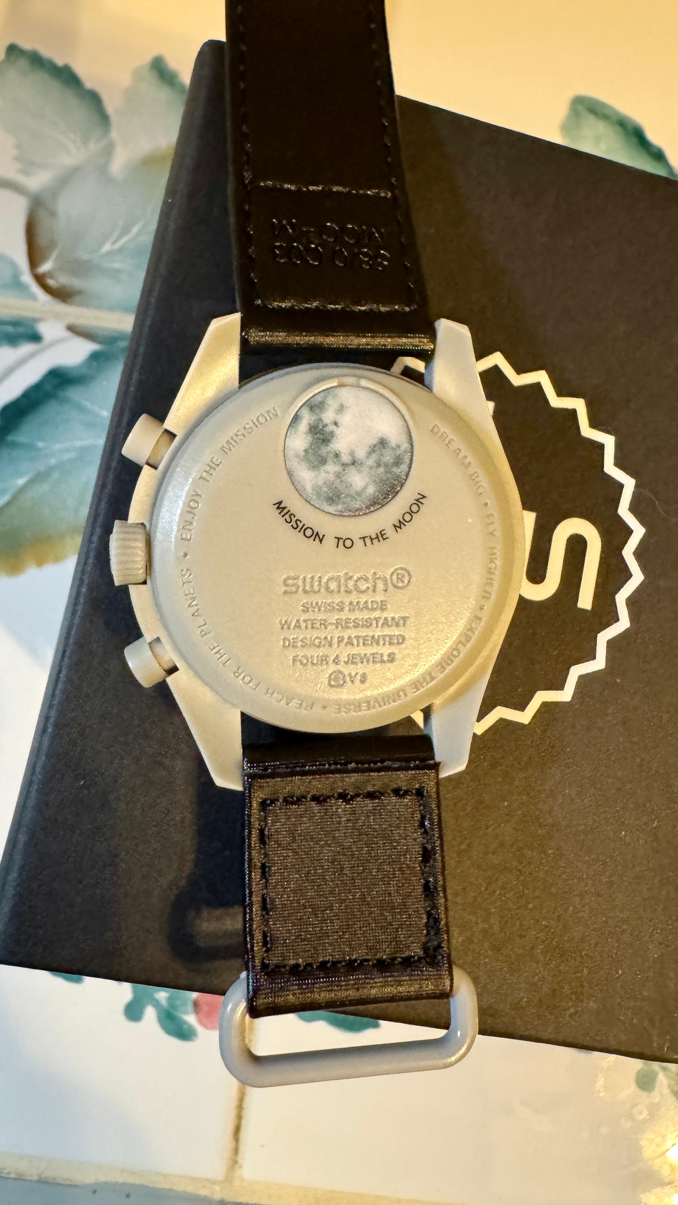 OMEGA x Swatch Mission to the Moon