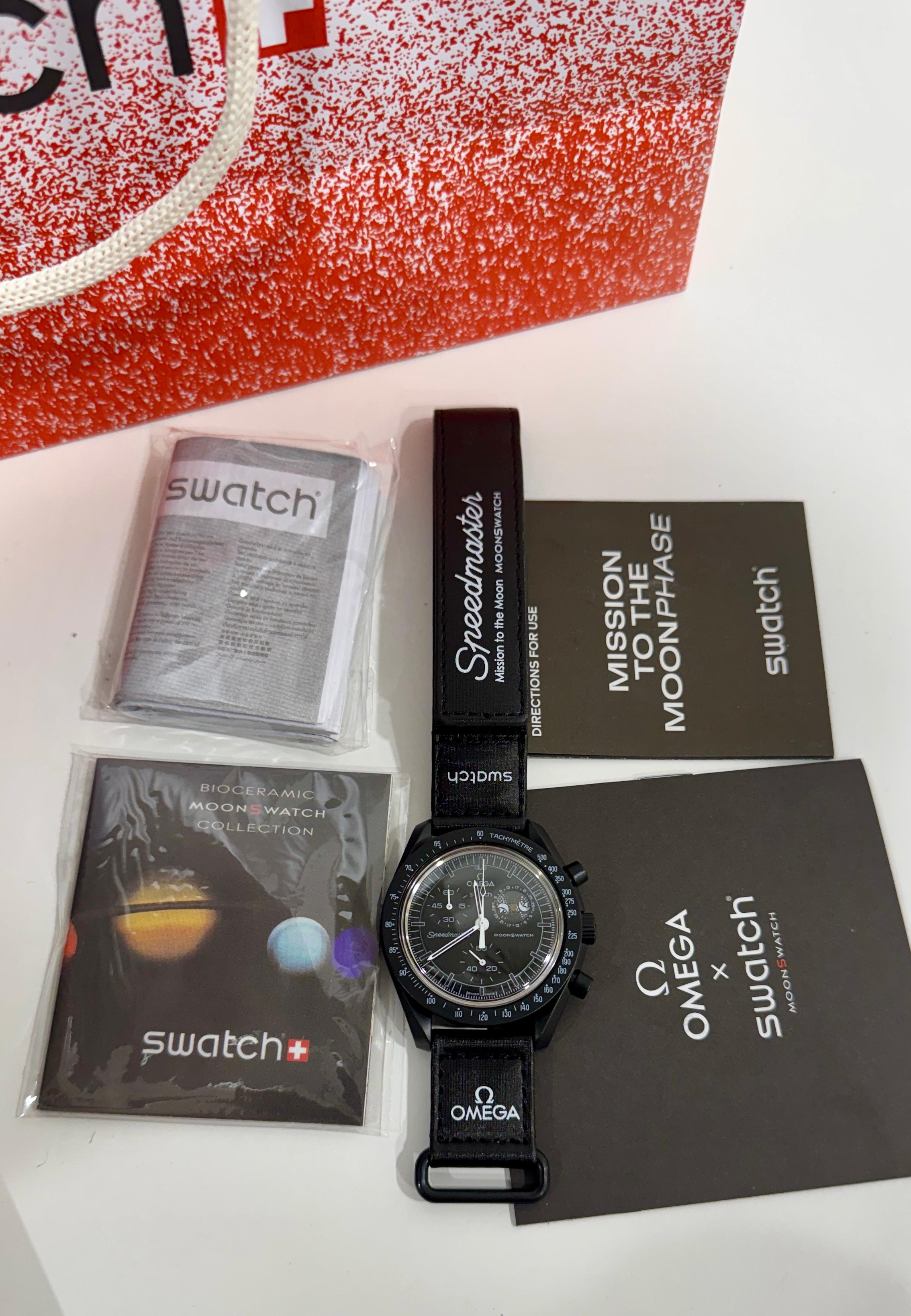 Omega x Swatch Moonswatch Mission To The Moonphase Chronograph Black Snoopy